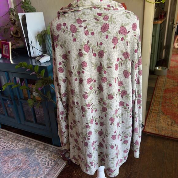 Dip Gray Floral Cowl Neck Sweater, Tunic NWT Size XL Super Soft - Picture 7 of 9